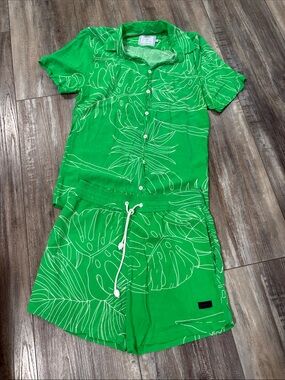 Green Monstera Palm Leaf-Print Short Set size small